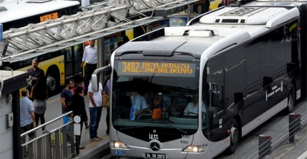 Merter’de metrobüs kazası