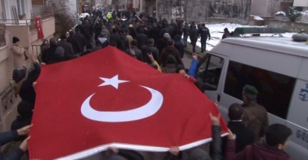 Şehidin cenazesini binler uğurladı