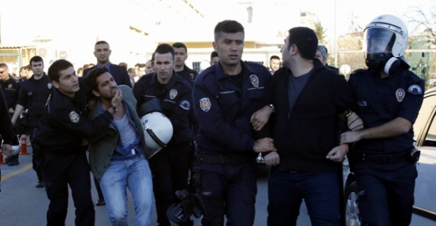 Akdeniz Üniversitesinde gerginlik: 15 gözaltı