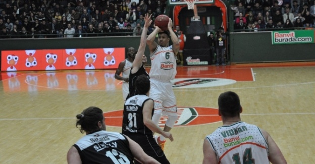 Banvit kendi evinde kazandı