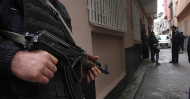 İzmir’de jandarma karakoluna roketatarlı saldırı