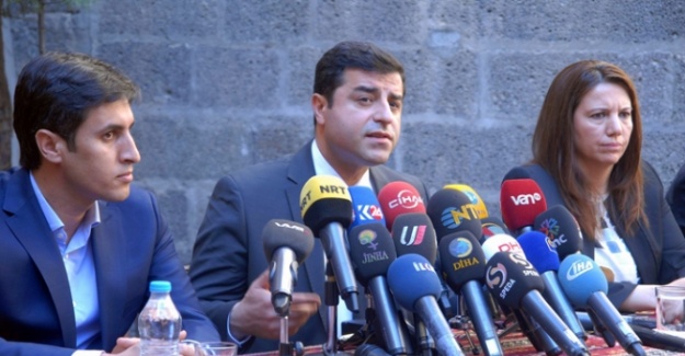 Demirtaş'tan yeni kışkırtma! Sur’a yürüme çağrısı yaptı