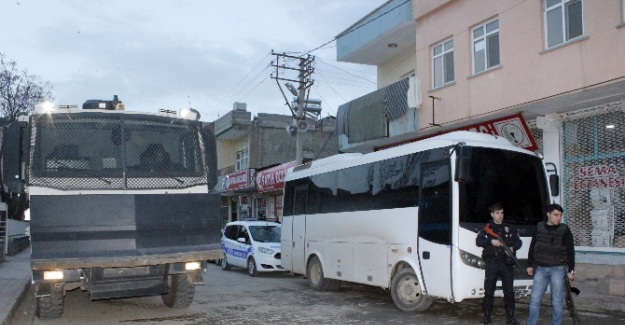 Arazi kavgasında silahlar konuştu: 4 yaralı