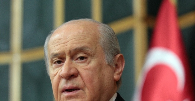 Bahçeli de yeni anayasa için şart sundu