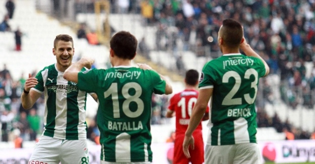 Bursaspor farklı kazandı