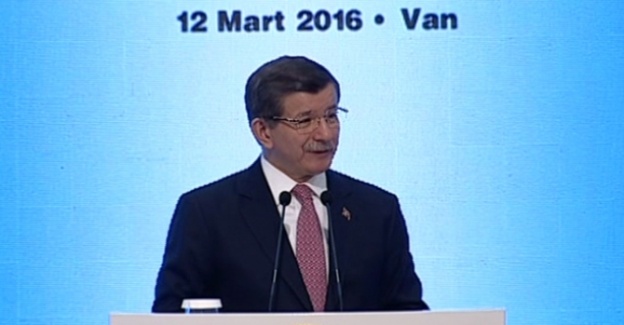 Davutoğlu’ndan sağlık çalışanlarına müjde