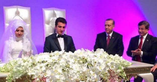 Erdoğan ve Davutoğlu nikah şahidi oldu