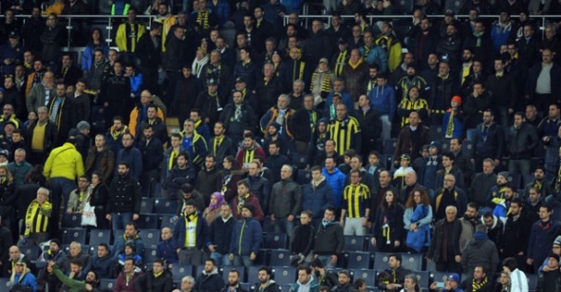 Fenerbahçe taraftarından teröre tepki: Kalbimiz kapkara, Vatan sana canım feda!