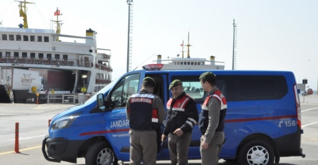 Feribotta ’canlı bomba’ paniği