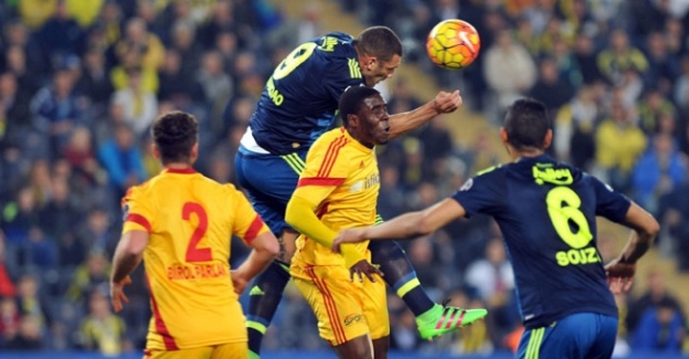 Fenerbahçe-Kayserispor! İlk yarıda eşitlik ve 2 kırmızı vardı