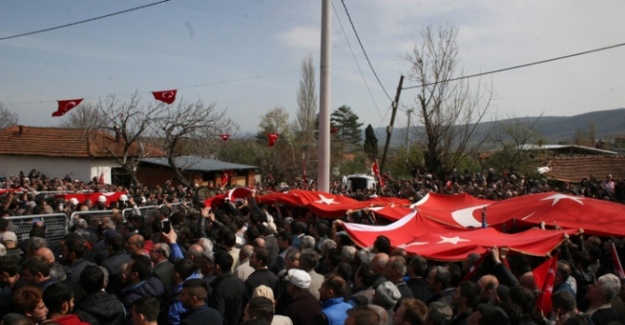 Şehit babaya son dokunuş