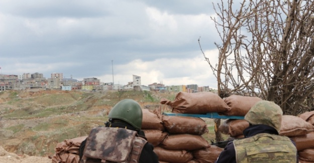 Şırnak’ta teröristlerin kaçış noktaları kapatıldı