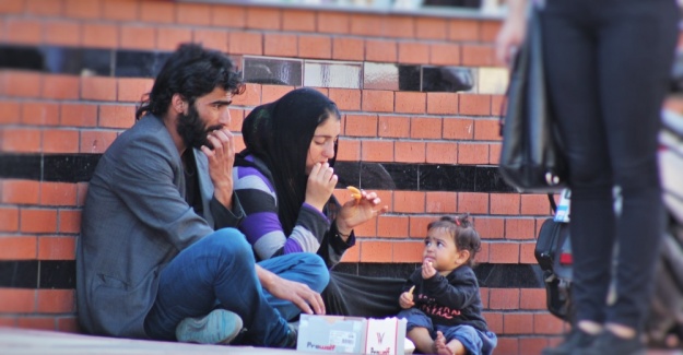 Bu Türkmen aileye yardım elinizi uzatın