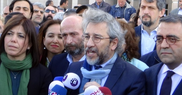 Can Dündar’ın küfür cezası belli oldu