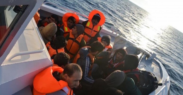Ege Denizi’nde 23 bin göçmen kurtarıldı