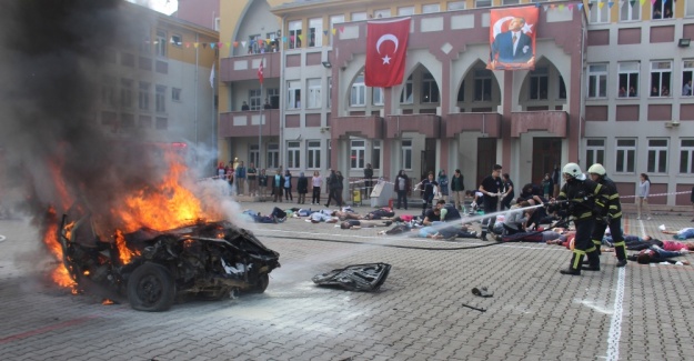 Gerçeğini aratmayan tatbikat nefes kesti