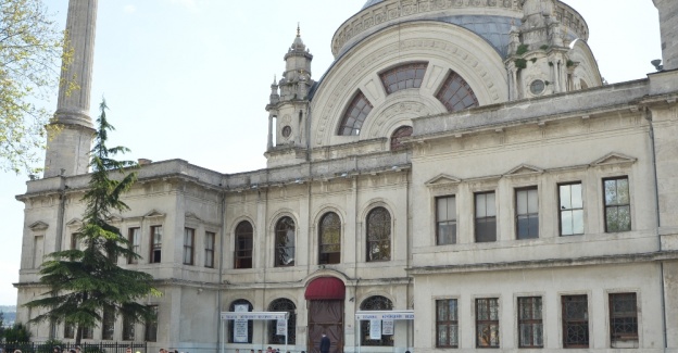 Liderlerin namaz kılacağı camide yoğun güvenlik önlemi