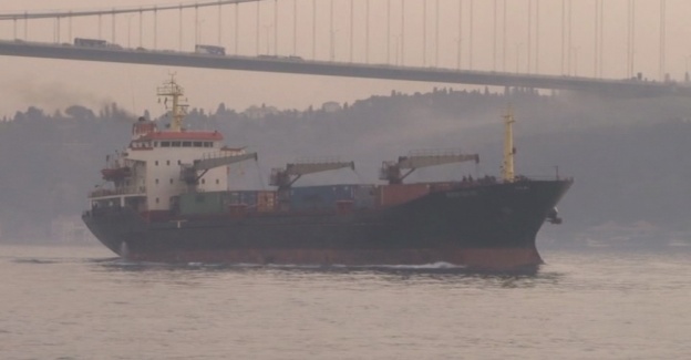 Rus gemisi İstanbul Boğazı’ndan geçti