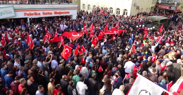 Şehidi on binler uğurladı