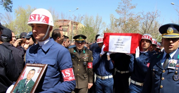 Şehit Uzman Çavuş ebediyete uğurlandı