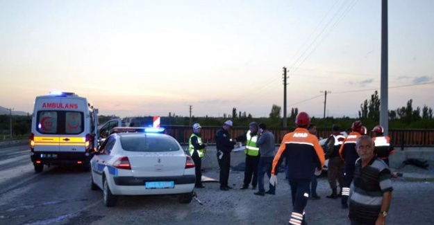 Afyonkarahisar’da feci kaza: 4 ölü