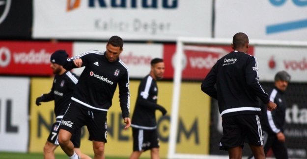 Beşiktaş, derbi hazırlıklarını sürdürüyor