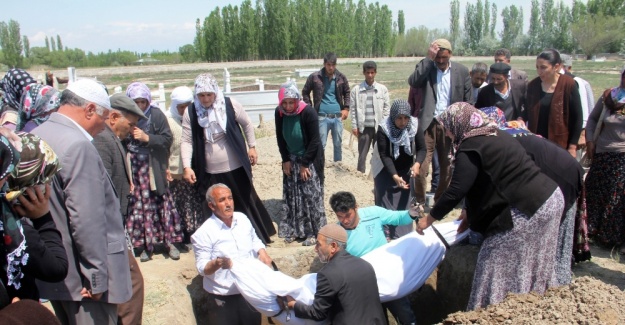 Bursa canlı bombası Iğdır’da defnedildi