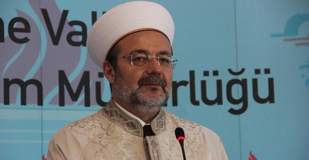 Diyanet İşleri Başkanı Görmez kandil programına katıldı