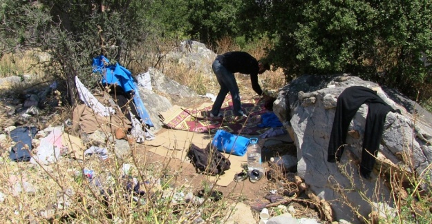 Kaçmak için hazırlık yapan 13 mülteci yakalandı