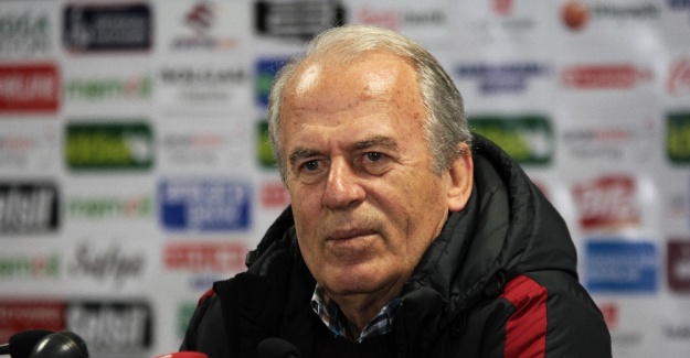 Mustafa Denizli: Kupayı hak eden kazansın!