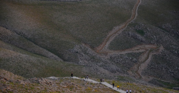 Nemrut Dağı’nda büyüleyici renkler