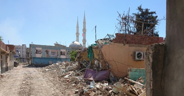 Nusaybin’de çatışma anı kamerada !