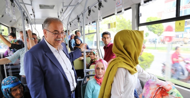 Otobüse ’yolcu’ olarak bindi