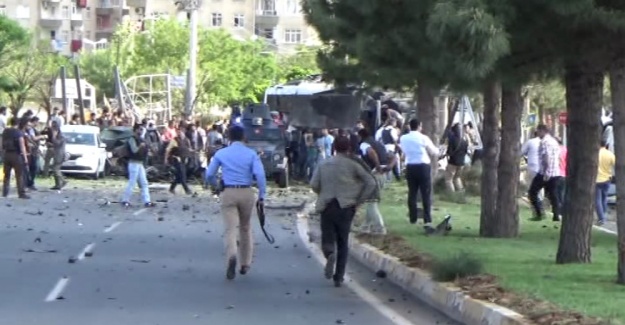 Polis servisine bombalı saldırı: 12 yaralı