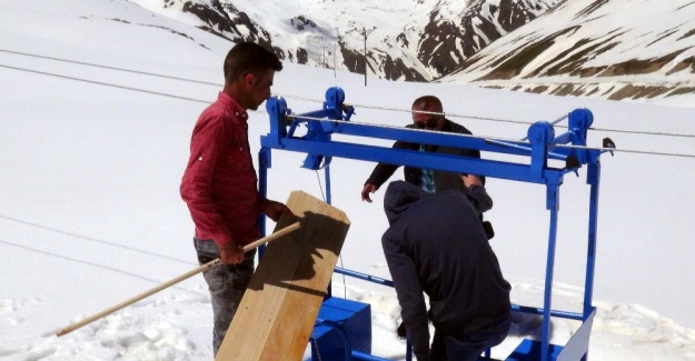 Teleferikle değil, &#039;Lazferik&#039;le Haziran sonuna kadar Rize usulü kayak merkezi