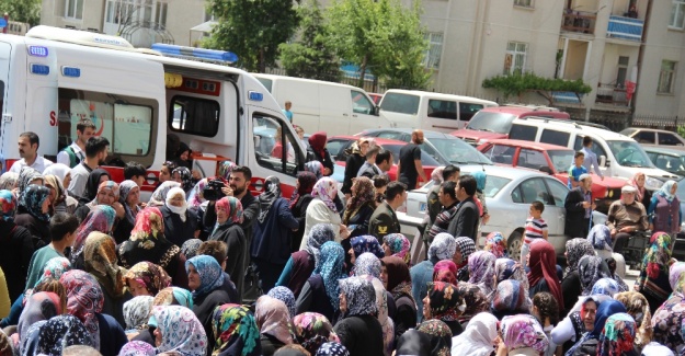 Şehidin naaşı son kez baba evine getirildi