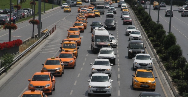 Taksicilerden 500 araçlık Binali Yıldırım konvoyu