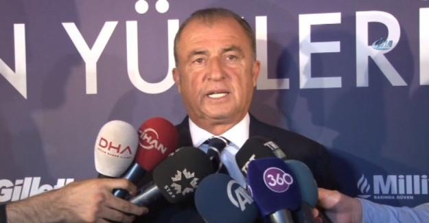 Terim, yılın sporcusu ödül törenine katıldı