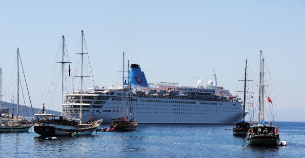 Bodrum’a gelen turistler 40 dereceyle karşılaşınca...