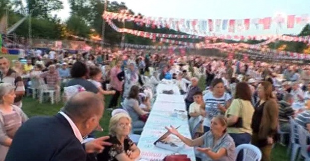 CHP iftarında bazı vatandaşlardan tepki