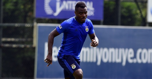 Fenerbahçe’de antrenmana Emenike ve Salih de katıldı