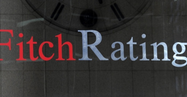 Fitch Türk bankalarını uyardı