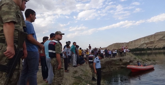 Serinlemek için nehre giren 2 kuzen boğuldu