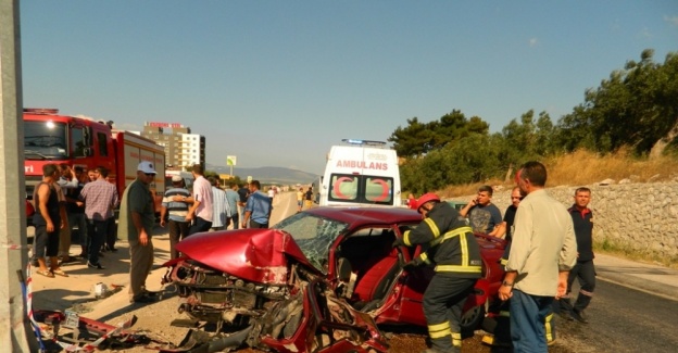 Anne ile oğlunu ayıran kaza