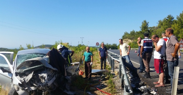 Antalya’da feci kaza: 2 ölü, 6 yaralı