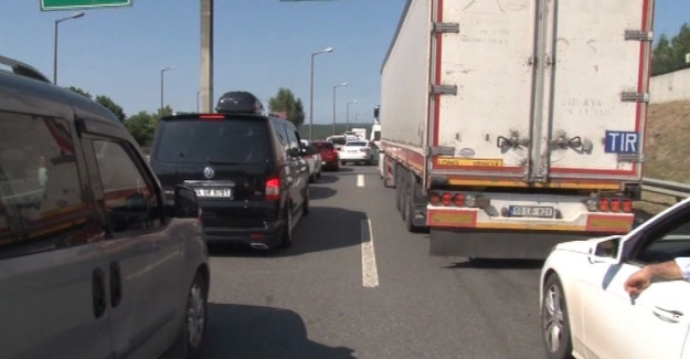 Bayram öncesi köprüde trafik yoğunluğu