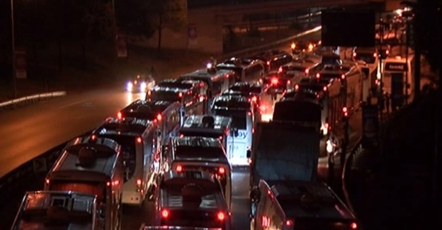 Büyük İstanbul Otogarı’nda yoğunluk çileye dönüştü