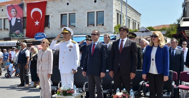 Foça Garnizon Komutanını da rehin almışlar