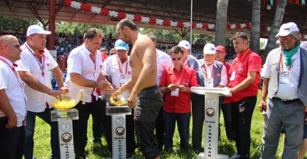 Kırkpınar’da başpehlivanlık ilk tur kura çekimi yapıldı