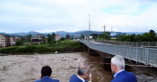 Ordu’da sel evleri yıktı